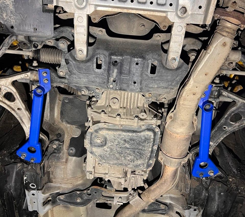 Боковые распорки переднего подрамника KEIN для Subaru Impreza / WRX / WRX STI / Levorg / Forester SJ