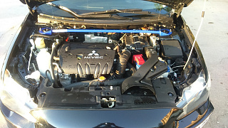 Растяжка передних стоек BLUE для Mitsubishi Lancer X (2007-2016)