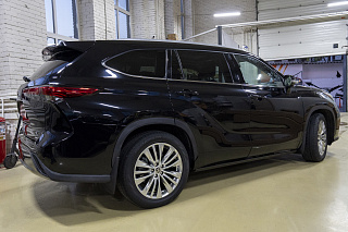 Электрические Пороги ATS для Toyota Highlander U70 (2019-2024)