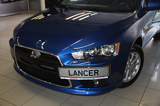 Рамка под номер на передний бампер Lancer X (2010-2016)