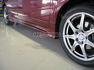 Пороги "Mugen Style" Honda Civic 4D (2006-2012) + УСТАНОВОЧНЫЙ КОМПЛЕКТ